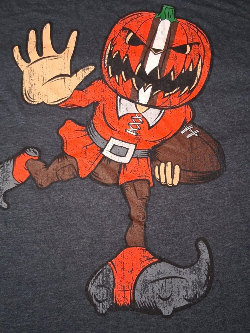 Cleveland Browns Shirt L Pumpkinhead Brownie Elf GV Art Design NFL Football
